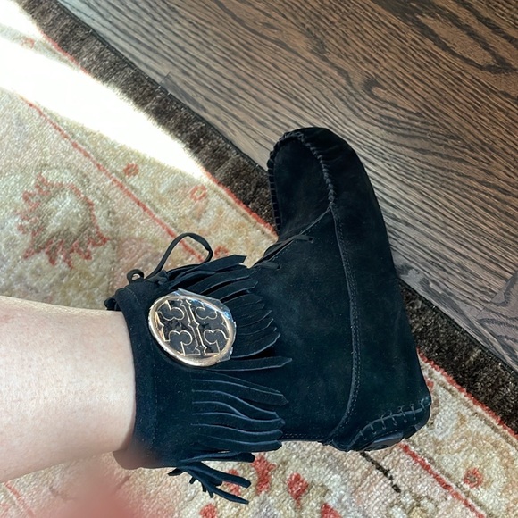 New Tory Burch suede Moccasins - Picture 11 of 12